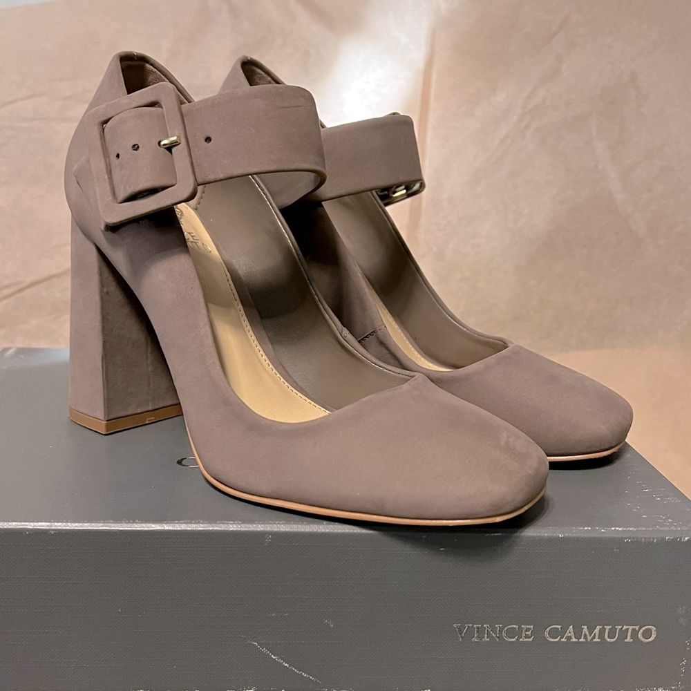 Nude Vanira Mary Jane Pumps by Vince Camuto, brand new